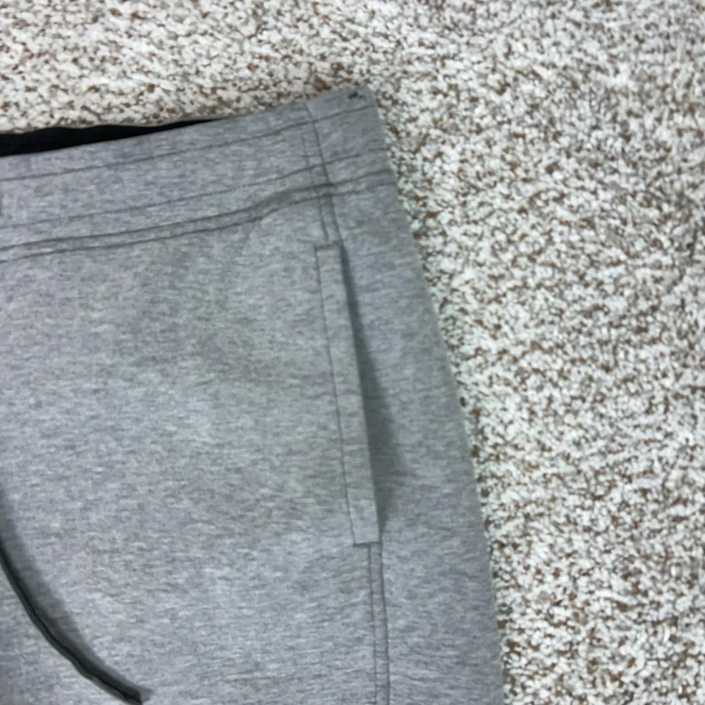 Lululemon Pants Womens 12 Gray‎ High Rise Jogger Sweatpants Pockets Yoga Gym